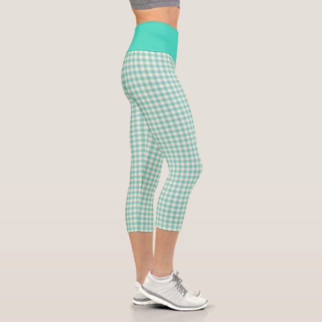 Pretty Vintage Farmhouse Gingham Pattern Capri Leggings (Right)