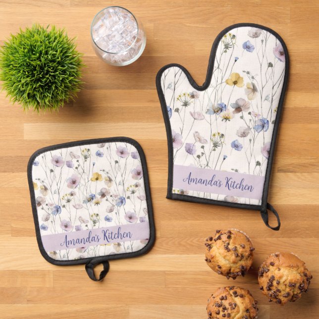 Pretty Watercolor Pansies Personalized Oven Mitt & Pot Holder Set (Top Down)