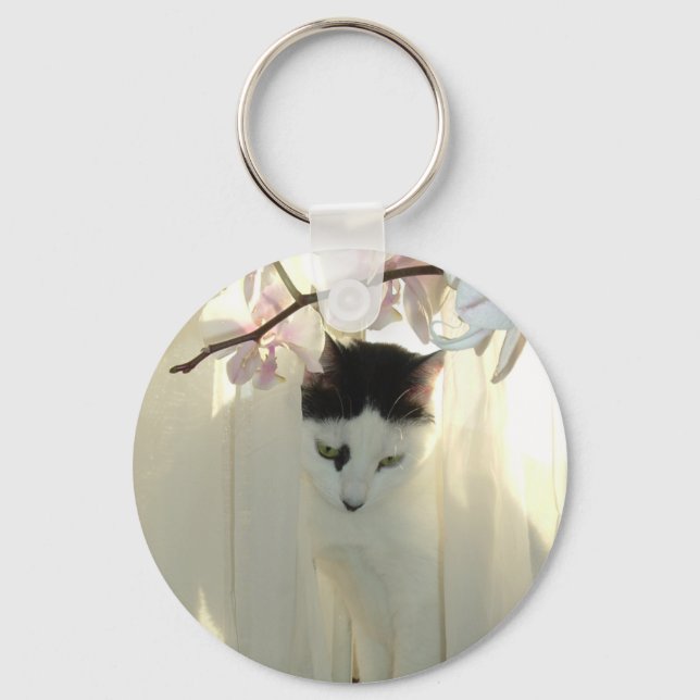Pretty White Cat Keychain (Front)
