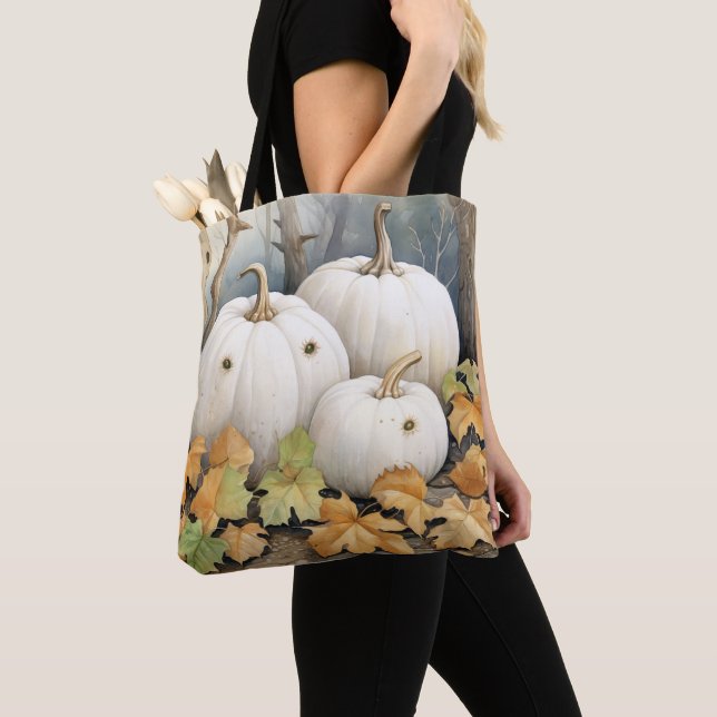 PRETTY WHITE FALL PUMPKINS AND AUTUMN LEAVES TOTE BAG (Close Up)