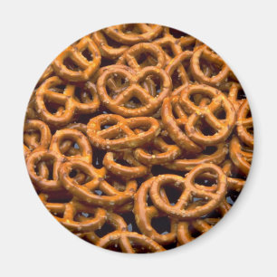 Pretzels Magnet
