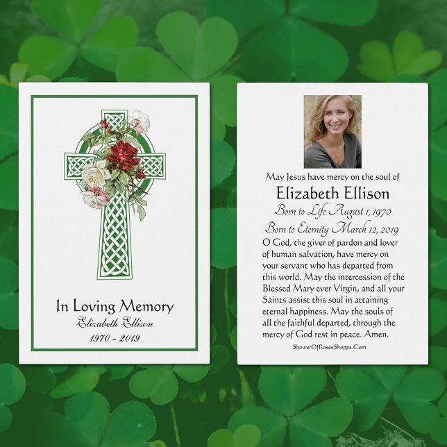 Prière commémorative de la Croix celtique verte Ro (Green Celtic Cross Funeral Memorial Prayer Cards with roses)