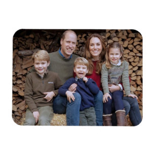 Prince William and family Dec 2020 stylized Magnet