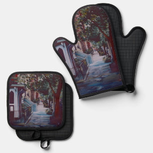 Pristine Walk on 19th Street Oven Mitt & Pot Holder Set