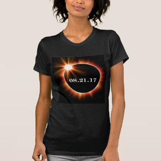 Prochain T-shirt de niveau d'éclipse de cou du