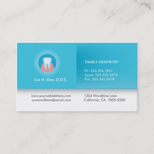 Professional Dentist Business Card (Front)