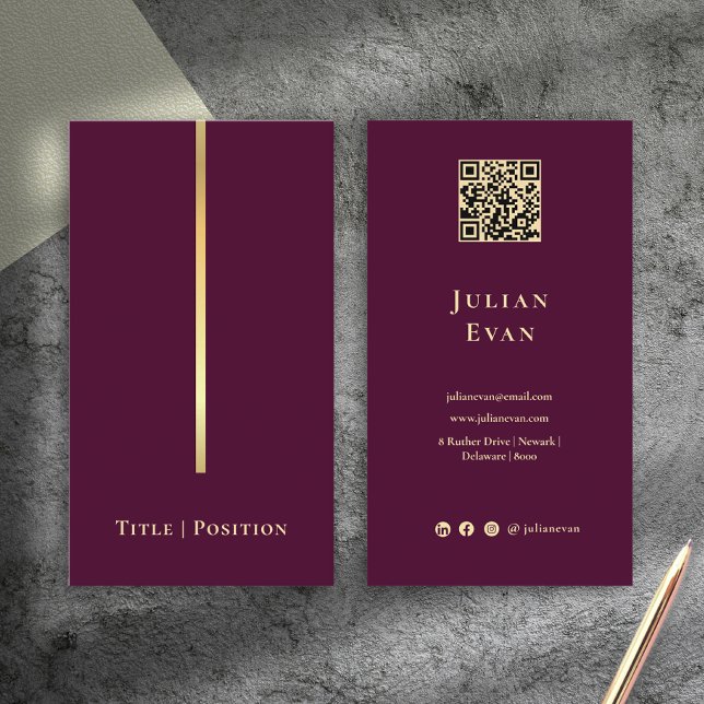 Professional Elegant Burgundy Wine & Gold Qr code Business Card (Professional Elegant Burgundy Wine & Gold Qr code Business Card)