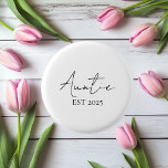 Promoted to Auntie EST 2025 | Cute New Aunt  1 Inch Round Button<br><div class="desc">Celebrate the exciting journey to aunt-hood with this “Promoted to Auntie EST 2025” round button! Perfect for pregnancy announcements, baby showers, or gender reveal parties, this sweet minimalist pin adds a personal and stylish touch to any outfit or diaper bag. Whether it's a gift for a first-time aunt or a...</div>