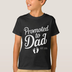 Promoted To Dad Est 2025 Funny Soon To Be Dad T Sh T-Shirt