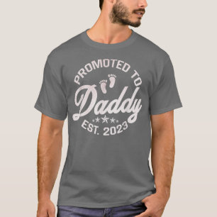 Promoted to Daddy 2023 New Dad Baby First Time Fat T-Shirt