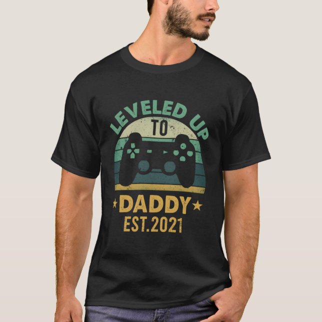 Promoted To Daddy Est 2020 2021 Levelled Up To Dad T-Shirt (Front)