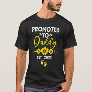 Promoted To Daddy Est 2023 Sunflower New Mother's  T-Shirt