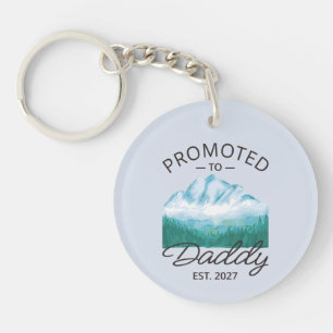 Promoted To Daddy Est 2027 New Dad Announcement VI Keychain
