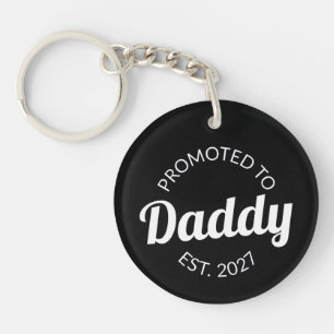 Promoted To Daddy Est 2027 New Dad Baby Shower I Keychain