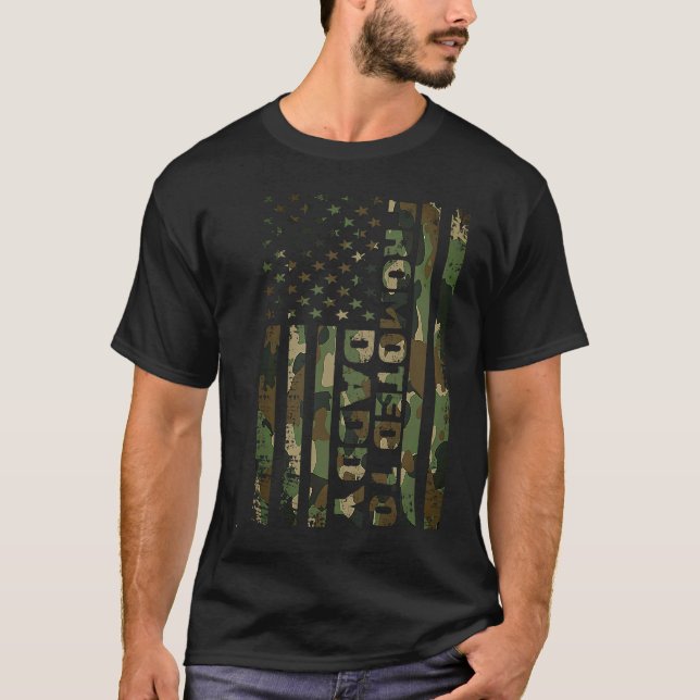 Promoted to Daddy Patriotic USA American Flag men  T-Shirt (Front)