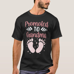 Promoted To Grandma Cute First Time Grandparent Pr T-Shirt
