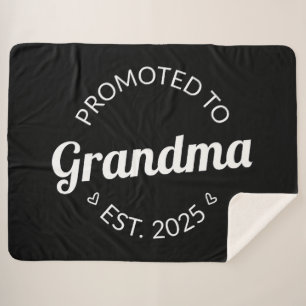 Promoted To Grandma Est. 2025 I Sherpa Blanket
