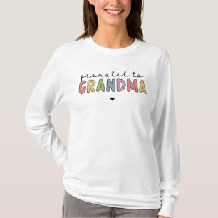 Promoted to Grandma New Grandma to be gifts T-Shirt