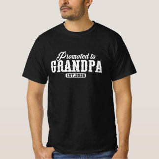 Promoted To Grandpa 2026 Grandpa est 2026 T-Shirt