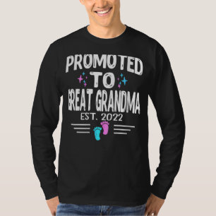 Promoted To Great Grandma 2022 Baby Announcement T-Shirt