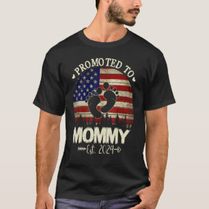 Promoted To Mommy 2024 First Time New Mommy Pregna T-Shirt