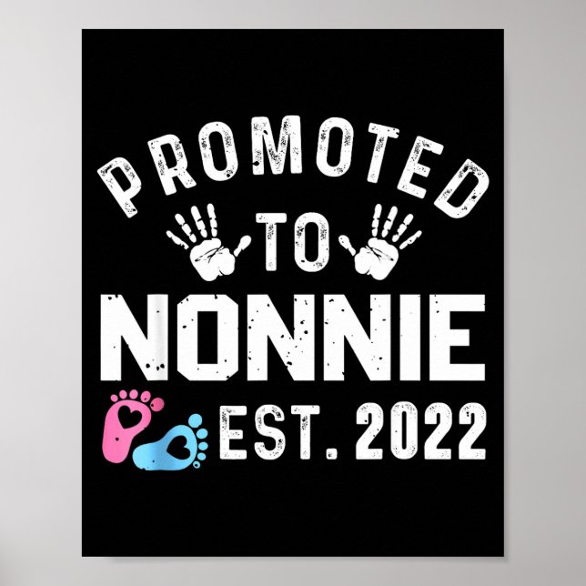 Promoted To Nonnie Est 2022 Funny New Nonnie  Poster (Front)