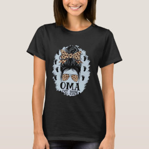 Promoted to Oma Est 2026 Soon to be Oma Mothers Da T-Shirt