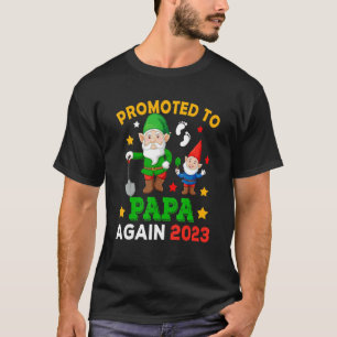 Promoted To Papa Again 2023 Two Funny Gnomes Pregn T-Shirt