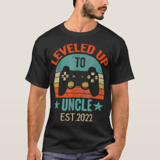 Promoted To Uncle EST 2022 2021 Levelled Up To dy T-Shirt