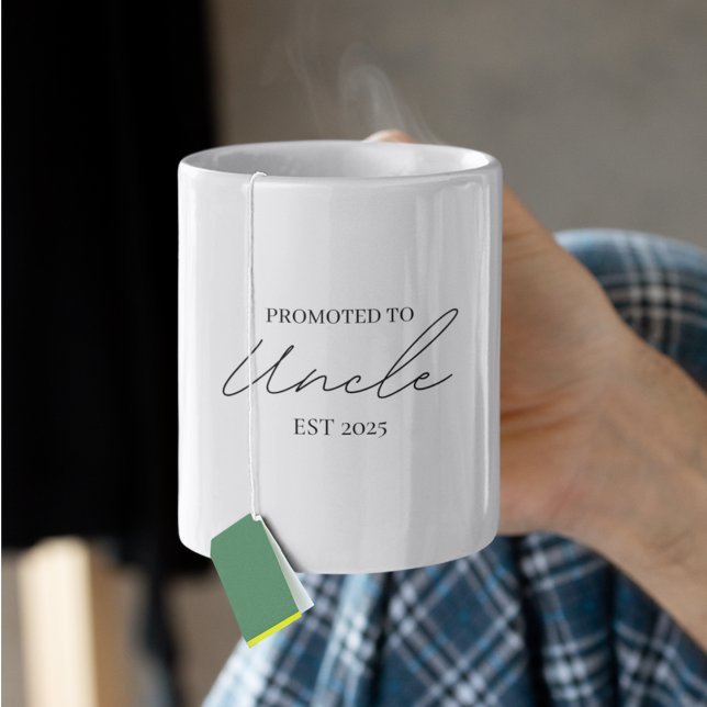 Promu à l'oncle EST 2025 Mug | Oncle pour la premi (Créateur téléchargé)