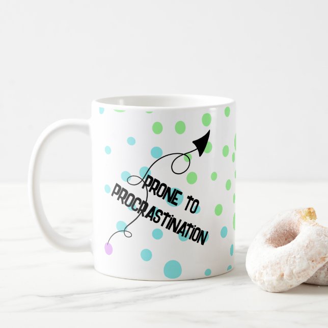 Prone to Procrastination Rainbow Polka Dot Mug (Avec donut)