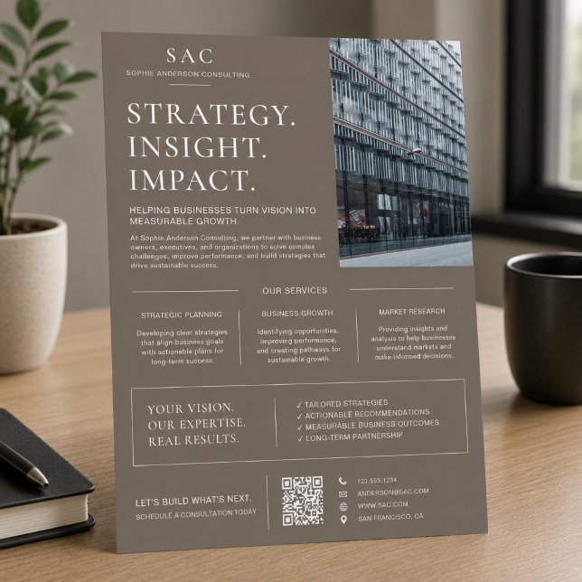 Prospectus 21,6 Cm X 24,94 Cm Consultant Professionnel Code QR Taupe Moderne (Modern Taupe QR Code Professional Consultant Flyer)