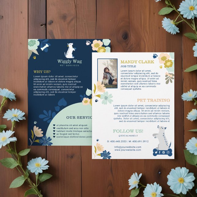 Prospectus 21,6 Cm X 24,94 Cm Cute Happy Dog Floral Botanal Navy Services pour a (Cute Happy Dog Floral Botanical Navy Pet Services Flyer)