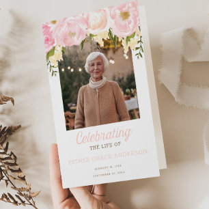 Prospectus 21,6 Cm X 24,94 Cm Pink Celebration of Life Folded Funeral Program