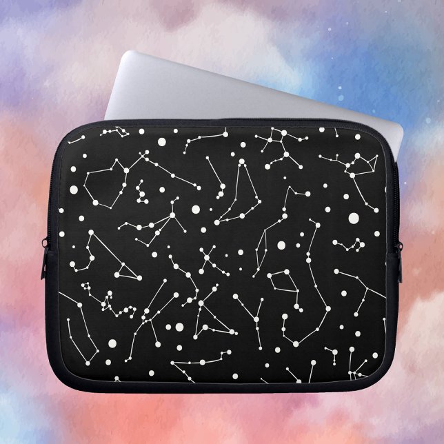 Protection Pour Ordinateur Portable Astronomes Dream Constellation Motif (Astronomers Dream Constellation Pattern in Black and White Laptop Sleeve Front View)