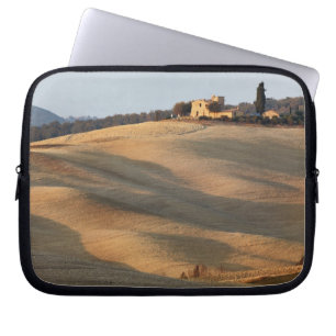 Protection Pour Ordinateur Portable Champ agricole au coucher du soleil, Val d'Orcia,