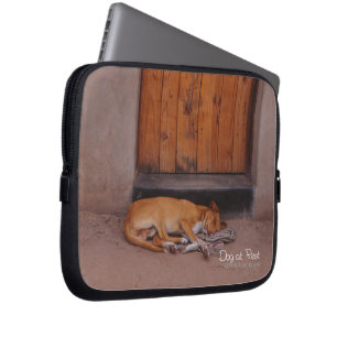 Protection Pour Ordinateur Portable Chien au repos