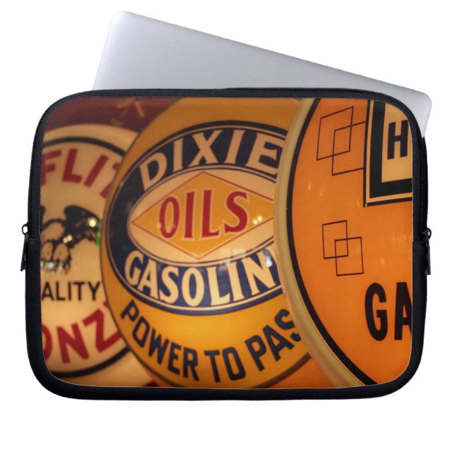 Protection Pour Ordinateur Portable Dixon, Nouveau Mexique, Etats-Unis. Cru (Devant)