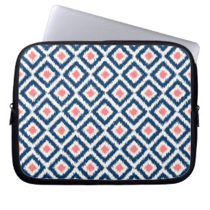 Protection Pour Ordinateur Portable Navy Blue and Coral Diamond Ikat Pattern
