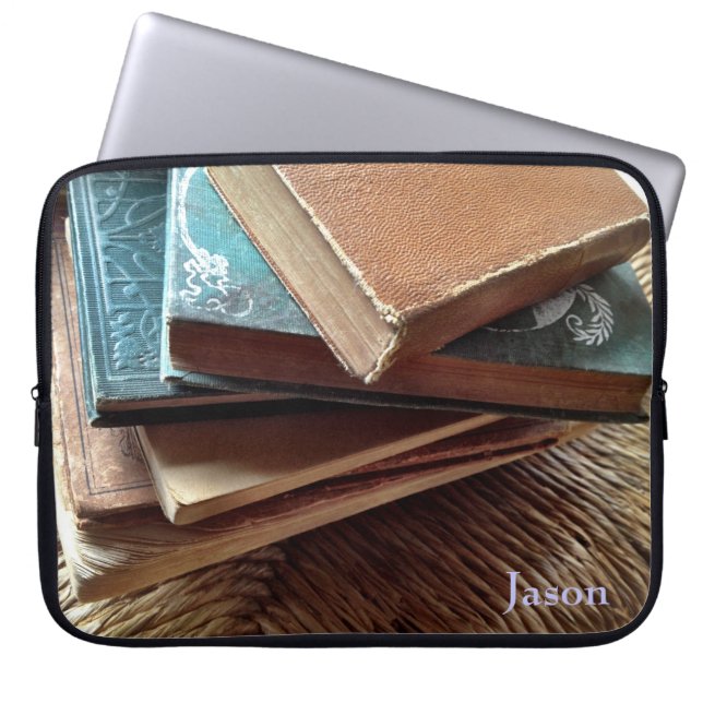 Protection Pour Ordinateur Portable pile de livres sur la vieille manche pour ordinate (Devant)
