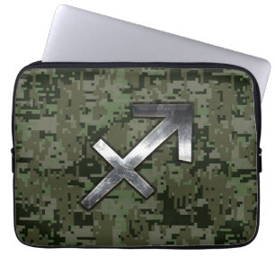 Protection Pour Ordinateur Portable Sagittarius Zodiac Sign on Woodland Camouflage