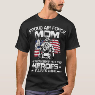 Proud Air Force Mom Air Force Graduation Mom Usaf  T-Shirt