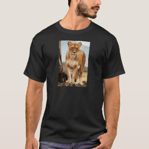 Proud Lioness T-Shirt