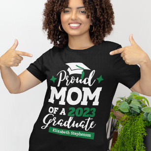 Proud Mom of 2024 graduate black green cap tassel  T-Shirt