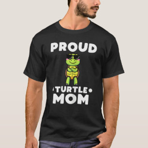 Proud Turtle Mom Ocean Animal Tortoise   T-Shirt