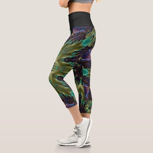 Psychedelic Mandala Retro Hippie Trippy Boho Chic Capri Leggings (Left)