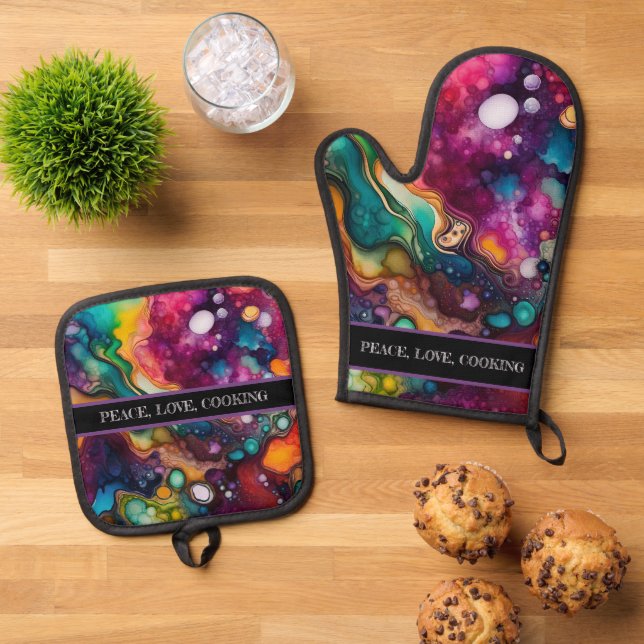 Psychedelic Surreal Watercolor Pattern Oven Mitt & Pot Holder Set (Top Down)