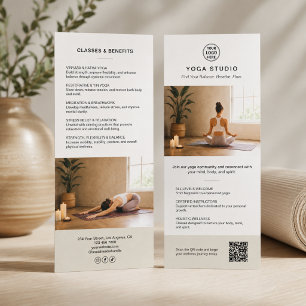 Publicitaire Professeur d'enseignant de yoga Carte de promotion