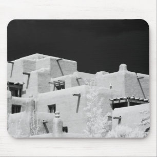 Pueblo style adobe Inn at Loretto, Santa Fe, New Mouse Pad