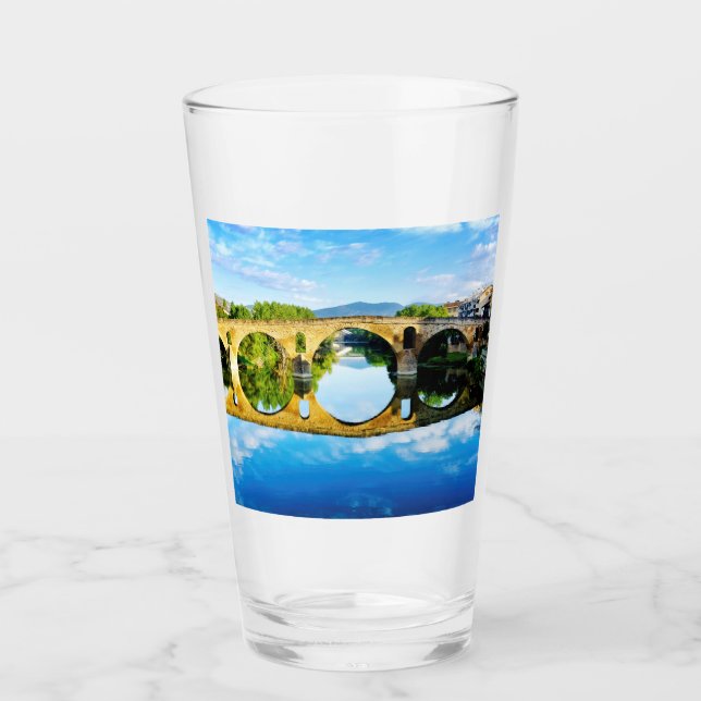 Puente La Reina Glass (Front)